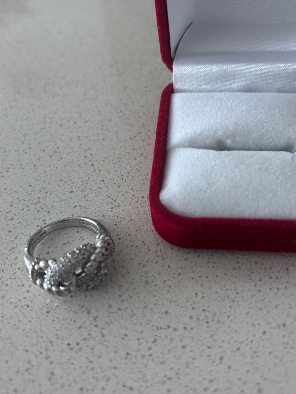 New Judith Ripka Love Knot .925 CZ Cable Ring, size 7 - Picture 2 of 4